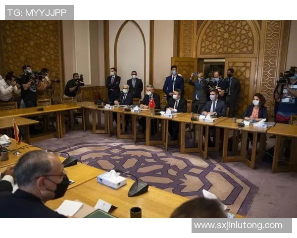 重庆排球队灵活性引发热议球迷与专家观点交锋激烈